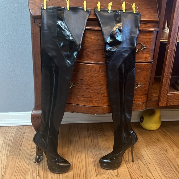 Thigh high GUCCI boot’s - Picture 2 of 5